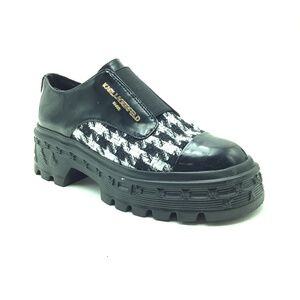 Karl Lagerfeld Patent Leather Loafers Size: 6.5